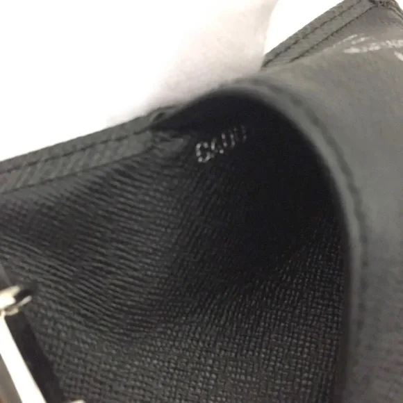 Louis Vuitton Nlack Taiga Agenda PM Leather Notebook Cover - MINT CONDITION! - Picture 7 of 7